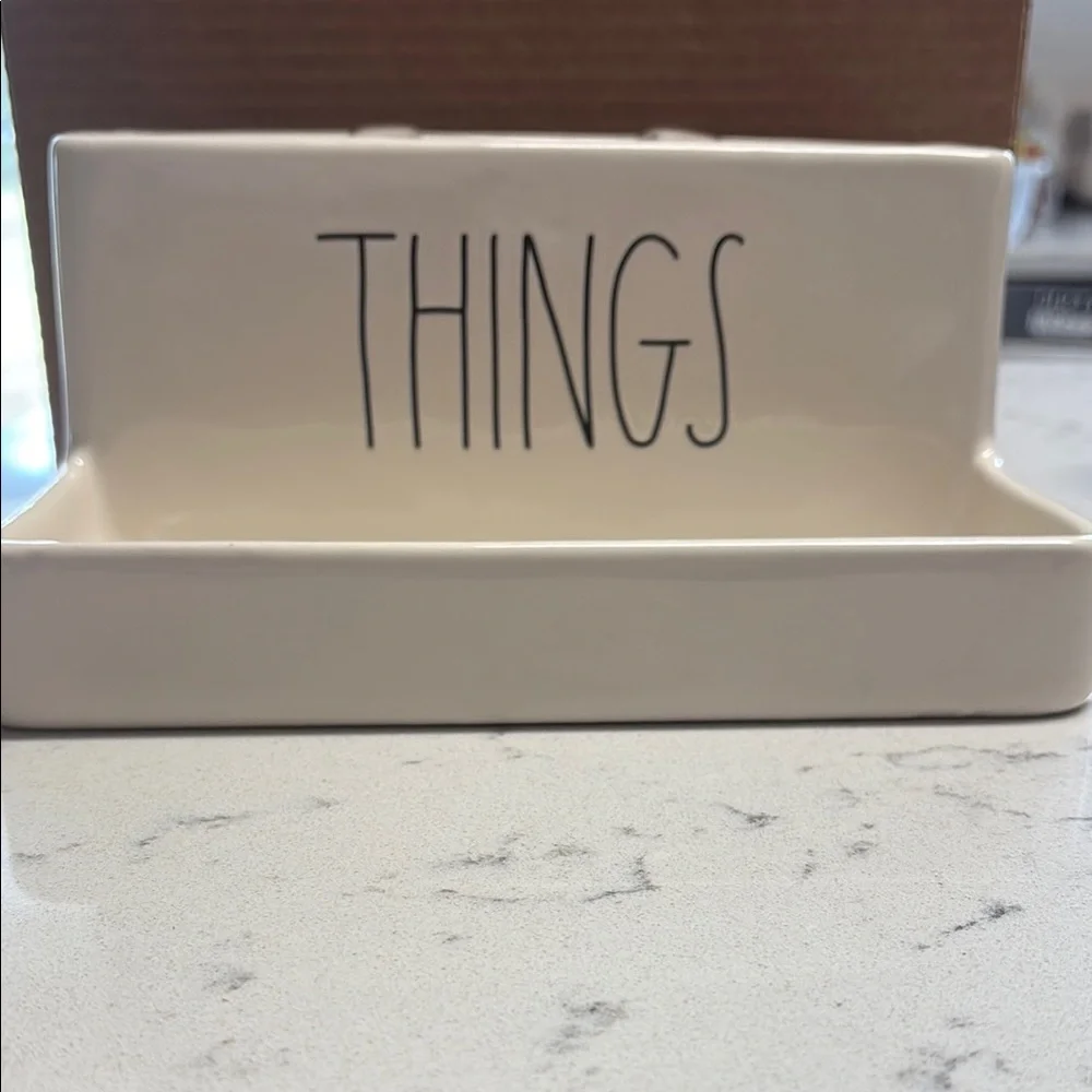 Cream Ceramic Holder